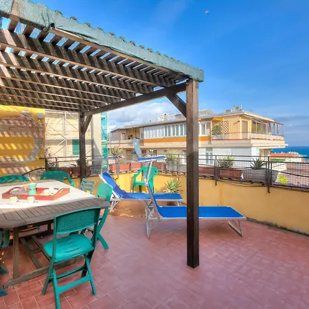 Ca Moretto Sea-view Terrace Flat In - Happy アパート *