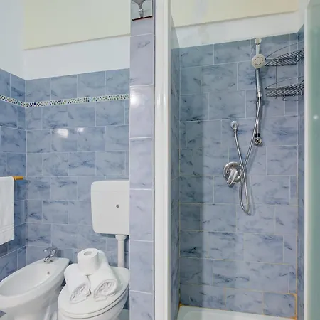 Ca Moretto Sea-view Terrace Flat In - Happy サンレモ